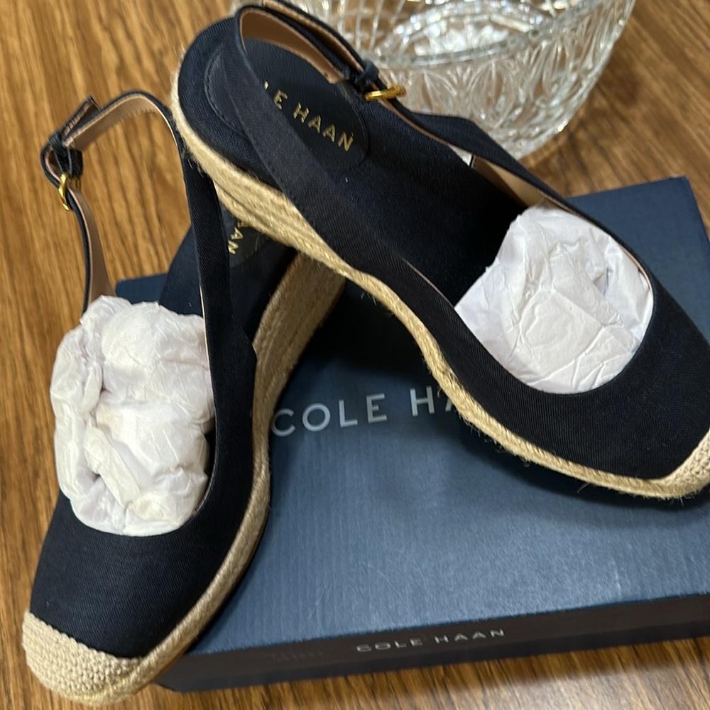 Cole Haan Women's Navy and Tan Espadrille Wedges - Size 9 1/2 B